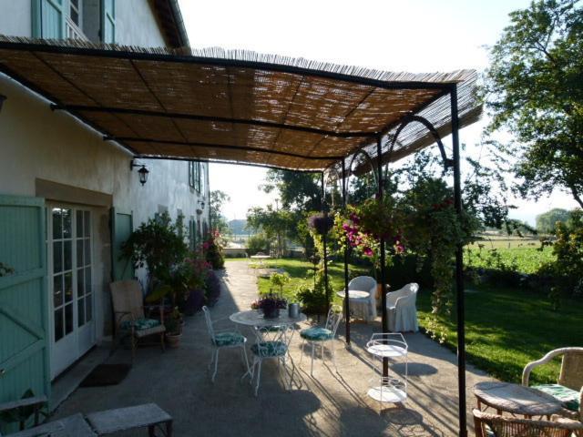Au Bon Gre D'Hugoline Bed & Breakfast Blanzac  Bagian luar foto