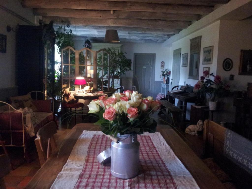 Au Bon Gre D'Hugoline Bed & Breakfast Blanzac  Bagian luar foto