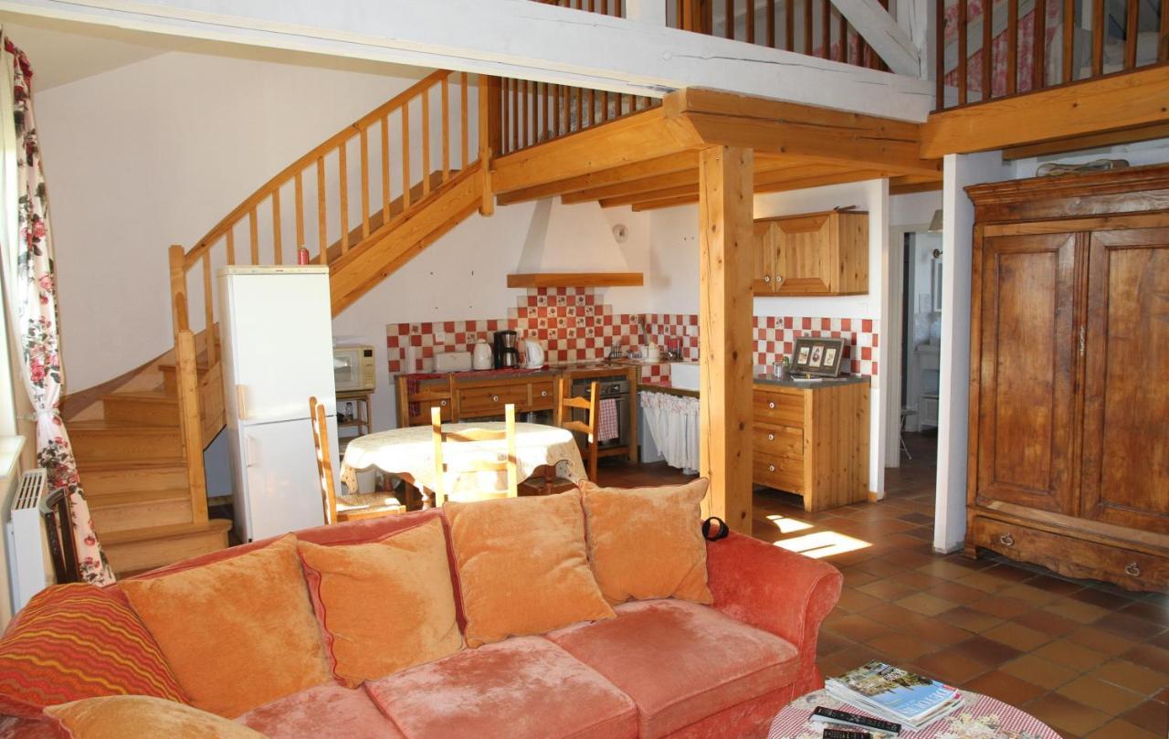 Au Bon Gre D'Hugoline Bed & Breakfast Blanzac  Bagian luar foto