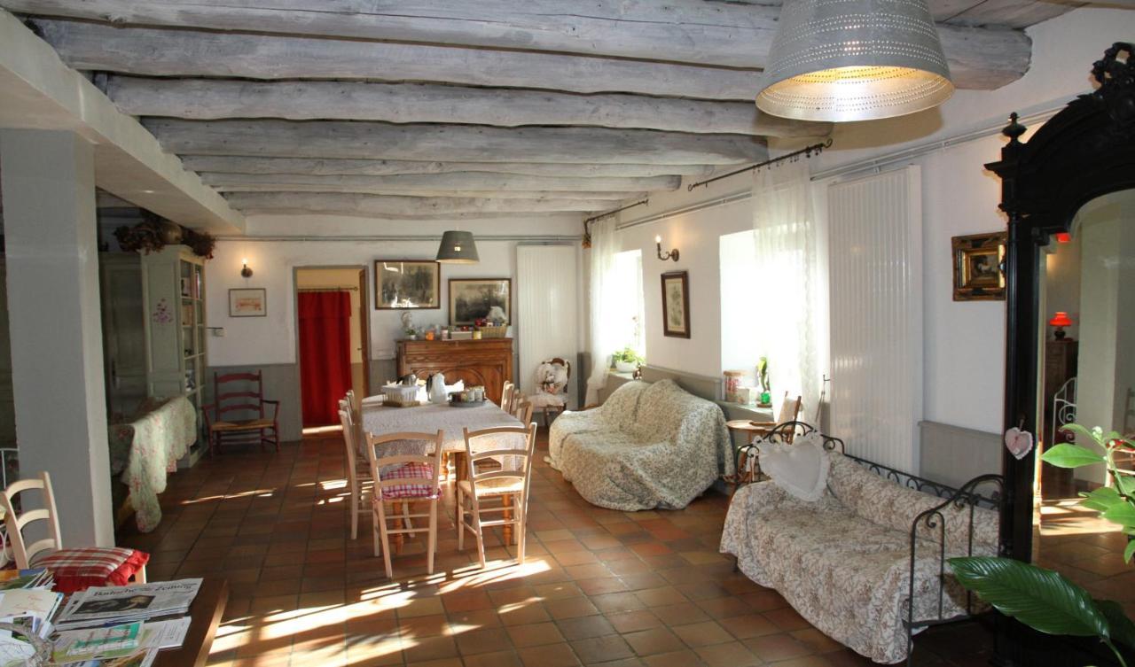 Au Bon Gre D'Hugoline Bed & Breakfast Blanzac  Bagian luar foto